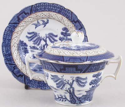 Breakfast Cup with Cover and Saucer c1920s